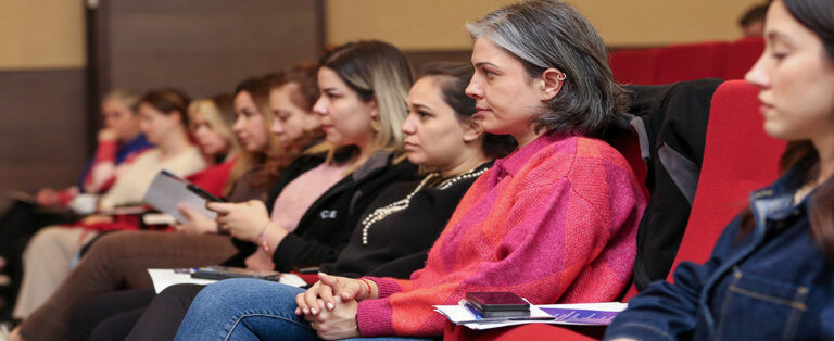 Kadın Hakları Görünür Hale Geliyor!