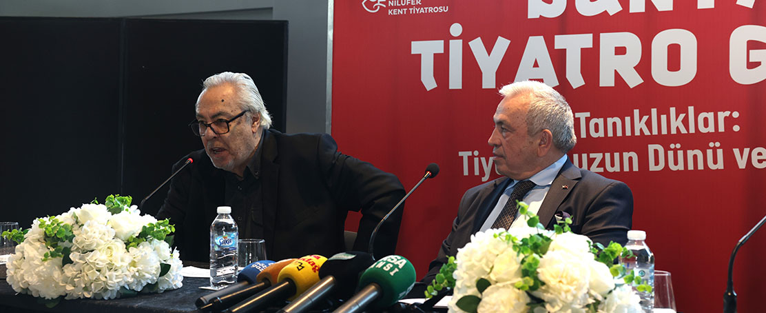 Rutkay Aziz Dünya Tiyatro Günü’nde Sanatseverlerle Buluştu!