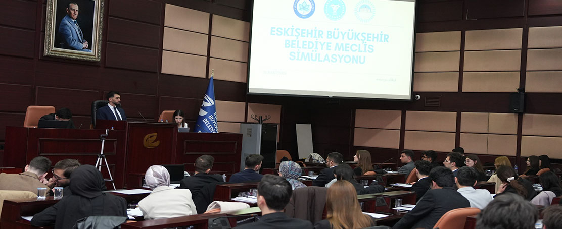 Gençler Meclis Kürsüsünde!