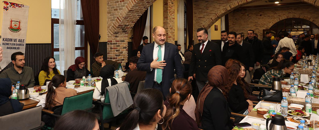 Gülpınar, Gençlik Meclisi Üyeleriyle İftarda Buluştu!