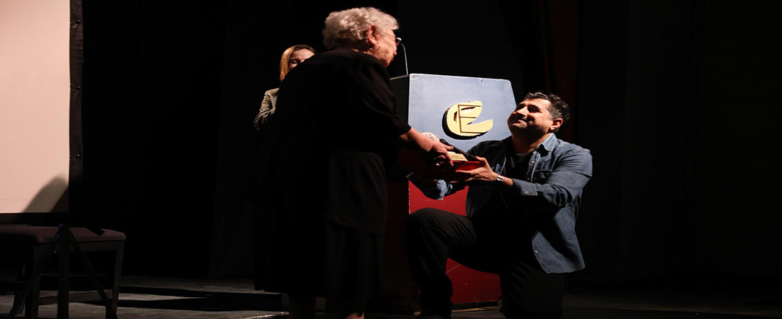 “Genco Erkal Emek Ve Onur Ödülü” Ayşegül Yüksel’e Verildi!