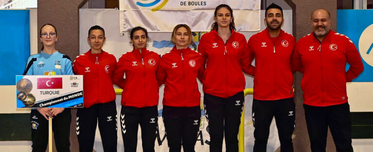 Belediyesporlu Mine Türker’den Gümüş Madalya!