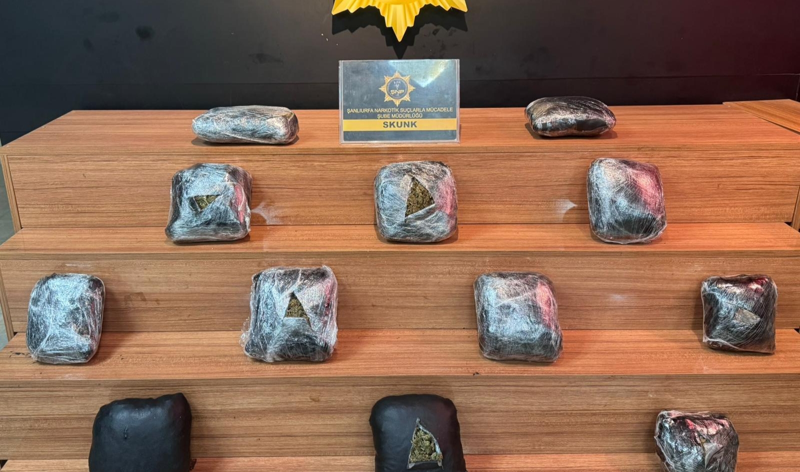 8 Kilo Skunk Ele Geçirildi: 1 Gözaltı