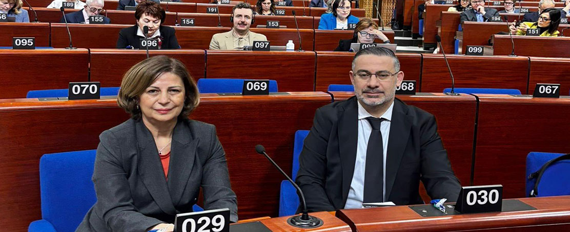 Ünlüce, Strazburg’da “Küresel Krizler Artık Yerel Krizlerdir”!