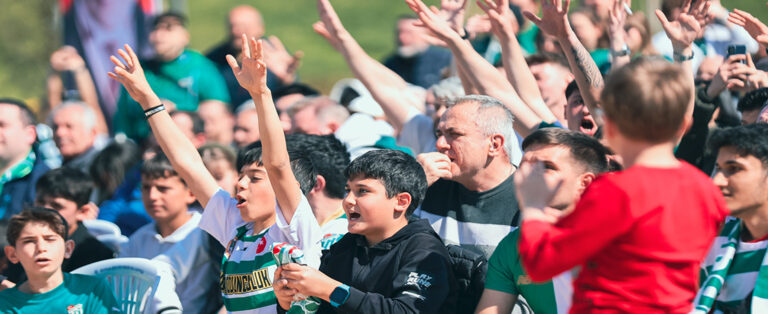 Dev Ekranda Bursaspor Coşkusu!