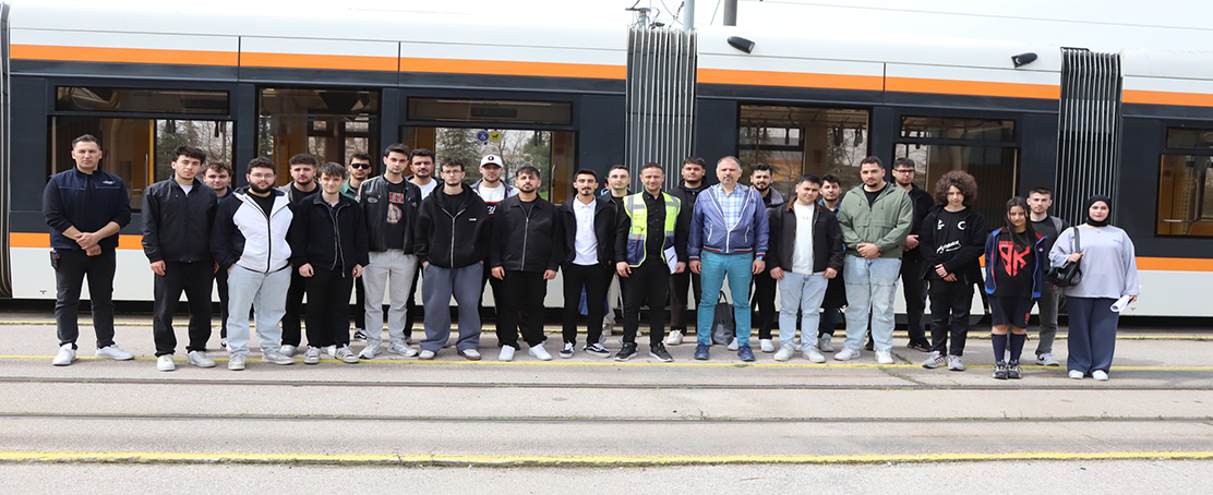 ESTU Öğrencilerinden Estram’a Teknik Gezi!