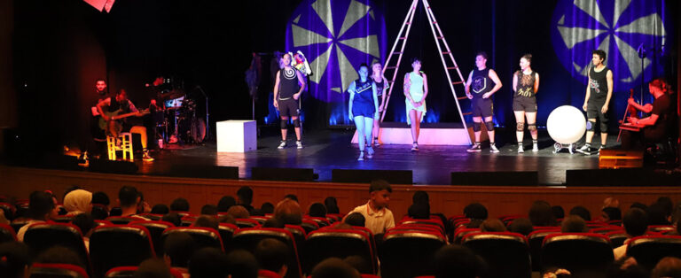 17. Uluslararası Çocuk, Gençlik ve Kukla Tiyatroları Festivali Coşkuyla Devam Ediyor!