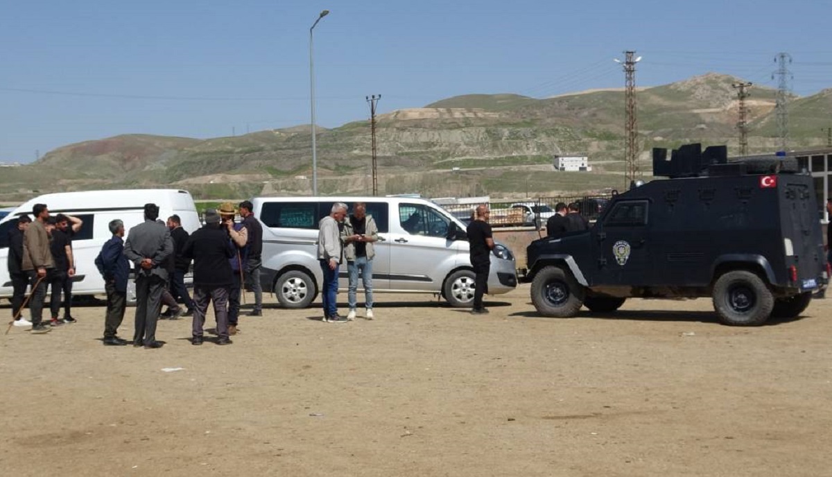 Hayvan Pazarında Silahlı Çatışma! 13 Yaralı 1 Ölü!