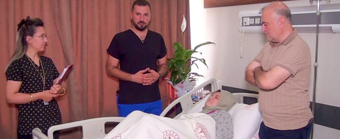 Tıbbi Mucize: Karnından 29 Santimetrelik Dev Miyom Çıkarıldı!