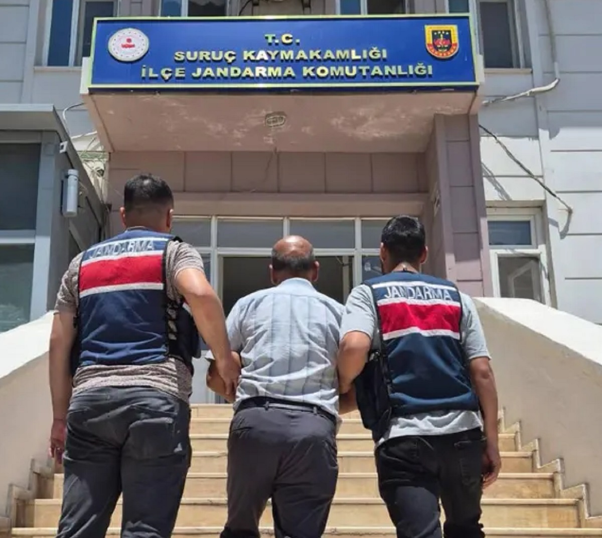 Firari Şahıs Suruç’ta Yakayı Ele Verdi!