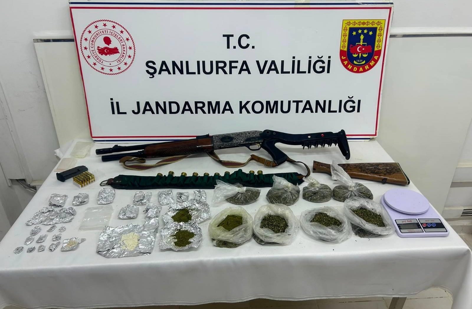 Jandarmadan Uyuşturucu Operasyonu