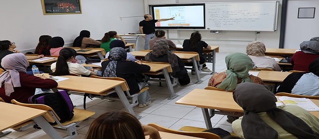 Haliliye Belediyesi’nden Gençlere Gelecek Desteği!