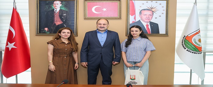 Başkan Gülpınar’dan LGS Şampiyonlarına Tebrik!