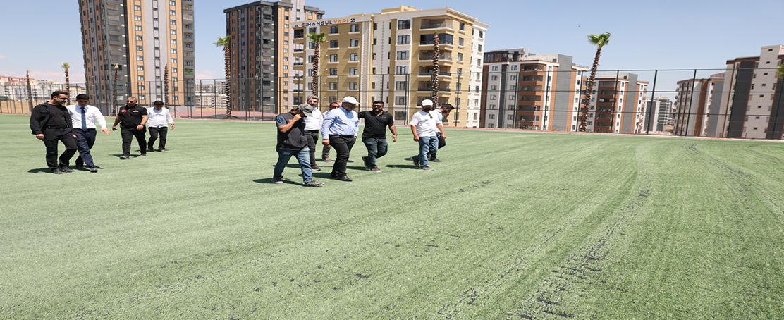 Karaköprü Belediye Başkanı Nihat Çiftçi, Spor Kompleksini İnceledi!