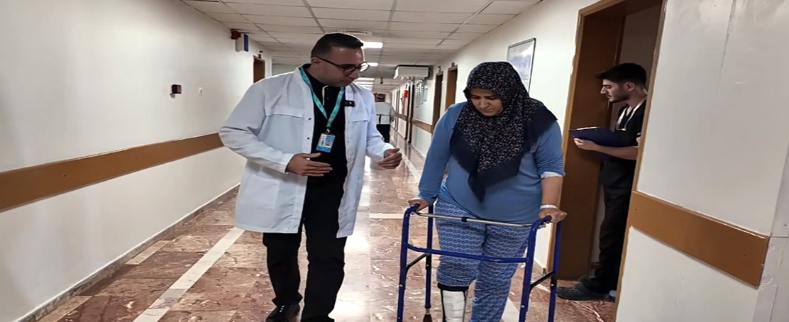 Şanlıurfa’Da 37 Yaşındaki Hastaya Eklem Koruyucu Ameliyat!