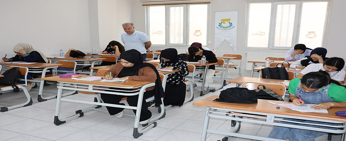 Haliliye Belediyesi Gençlerin Geleceğine Destek Oldu!