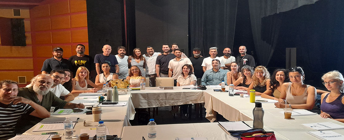 Şehir Tiyatrolarında Yeni Sezonun İlk Oyunu “Verimsizler”!