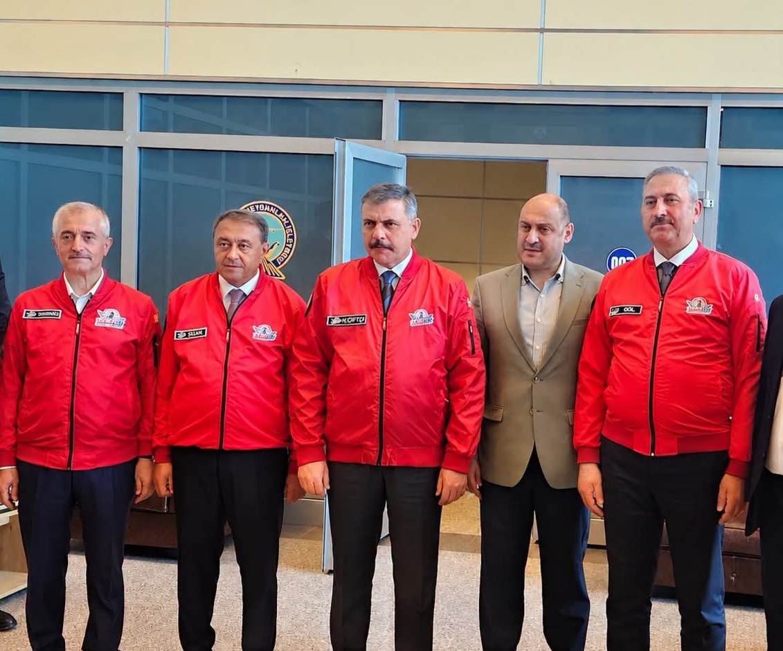 İçişleri Bakanı Çiftçi, TEKNOFEST Güneydoğu’yu Ziyaret Etti
